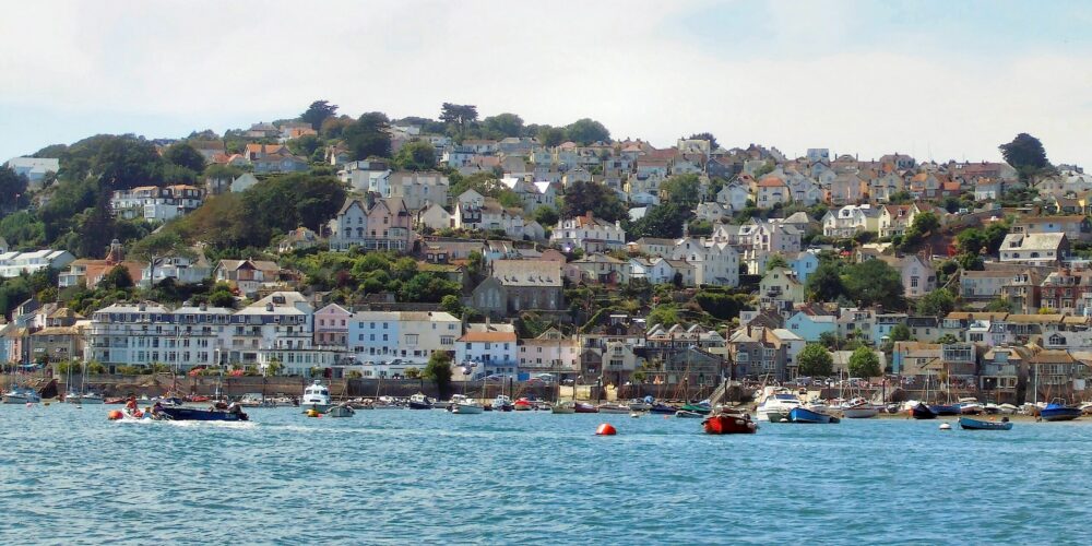 Salcombe-quay-and-water-front-from-the-sea
