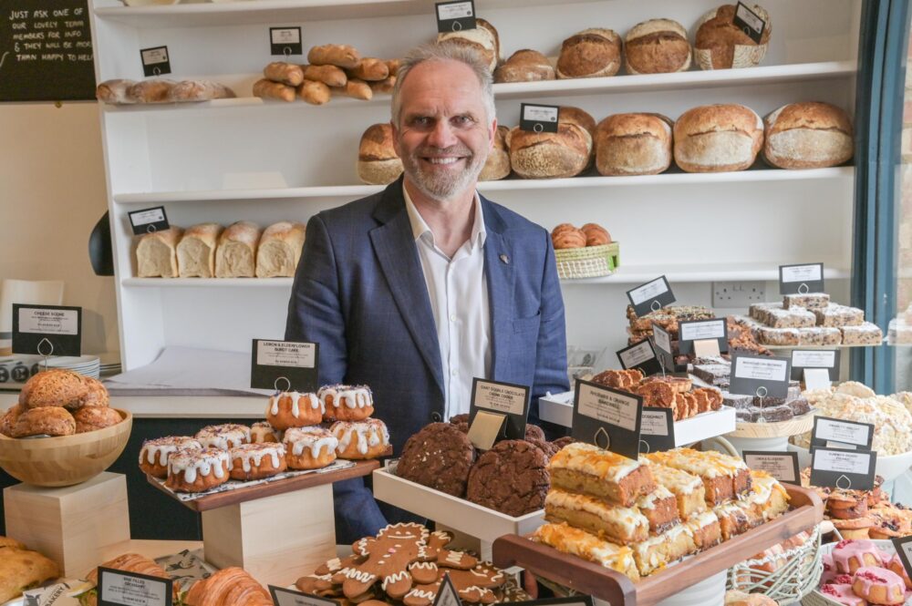 2 Magpies bakery at Wells
