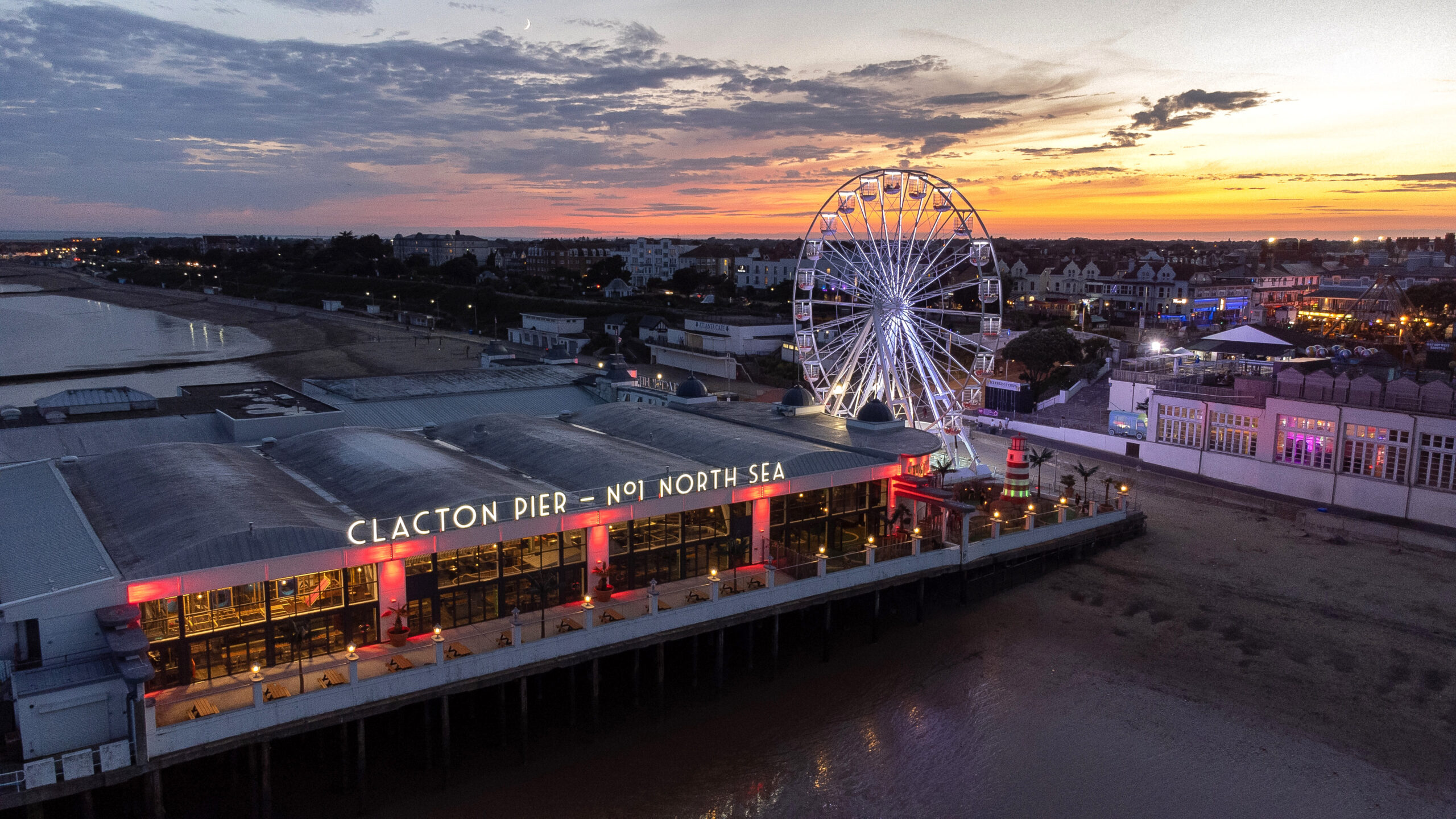 Clacton Pier at night